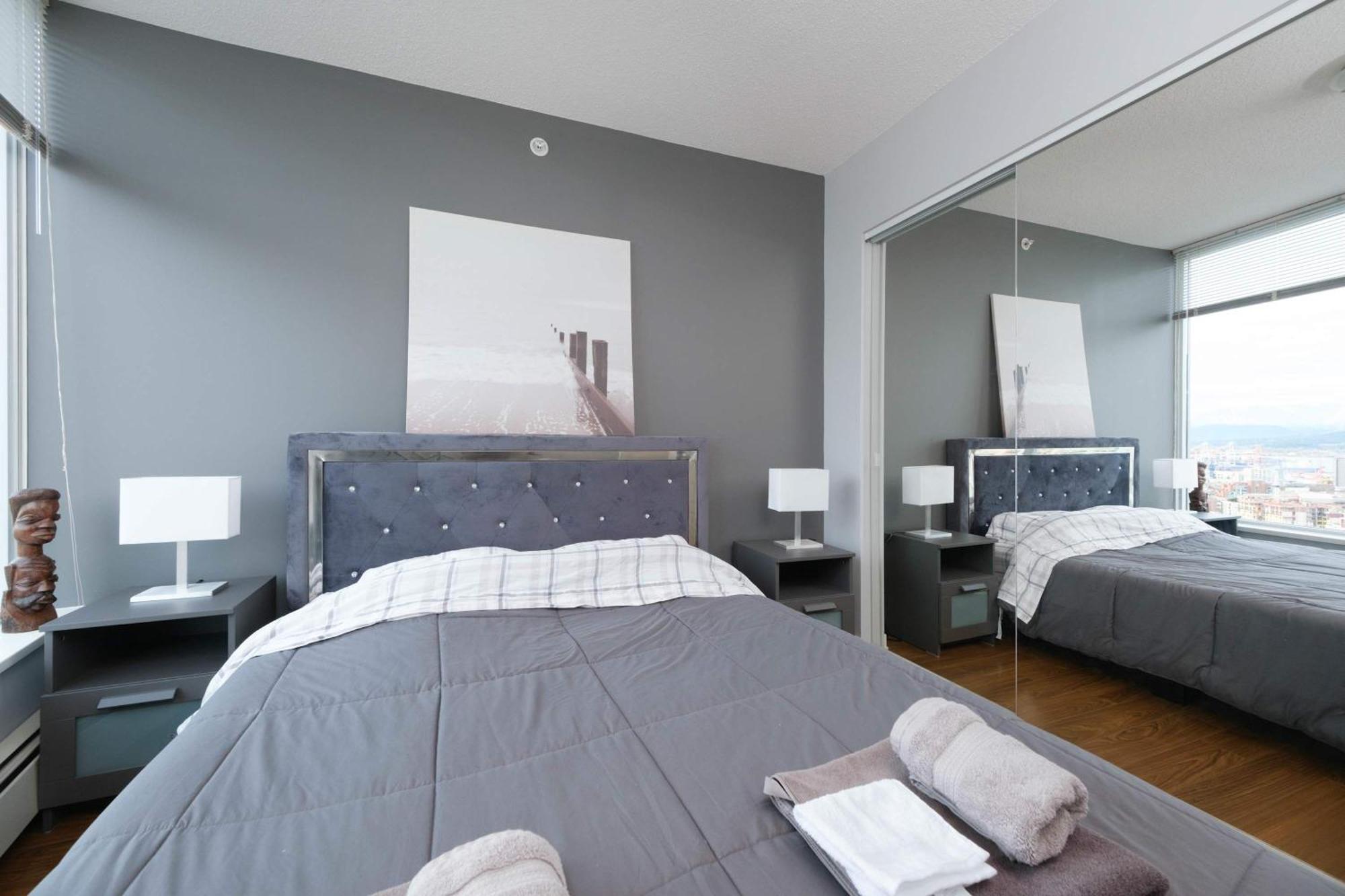 Luxury Jacuzzi Pool & Sauna In Prime Location Apartamento Vancouver
